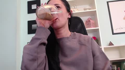 Snapshot of aneshereforu chatting on 02-09-25, 01:00 Anes online show from 02-09-25, 01:00