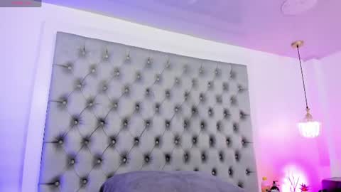 Snapshot of anette_cooper chatting on 06-16-26, 04:04 anette_cooper online show from 06-16-26, 04:04