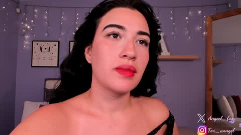Snapshot of angeel_fox chatting on 01-12-25, 05:03 Angel online show from 01-12-25, 05:03