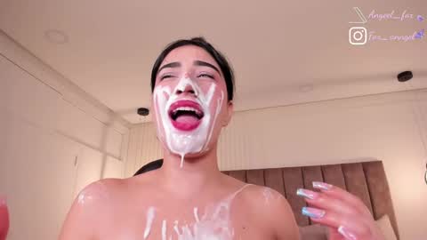 Snapshot of angeel_fox chatting on 02-22-25, 07:01 Angel online show from 02-22-25, 07:01