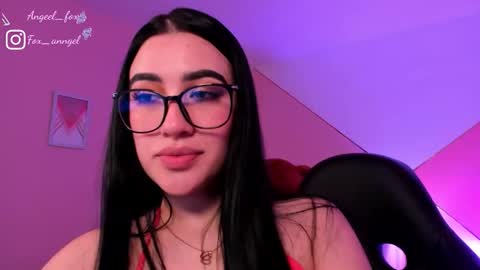 Angel  online show from 12-21-25, 01:57