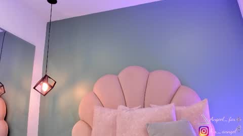 Snapshot of angeel_fox chatting on 07-01-26, 05:20 Angel online show from 07-01-26, 05:20