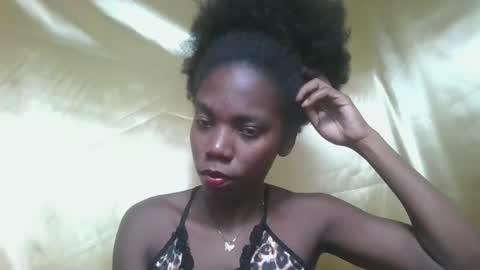 Snapshot of angeeliine chatting on 04-27-26, 07:28 angeeliine online show from 04-27-26, 07:28