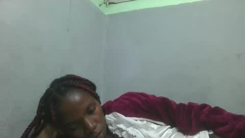 Snapshot of angeeliine chatting on 05-20-26, 05:52 angeeliine online show from 05-20-26, 05:52