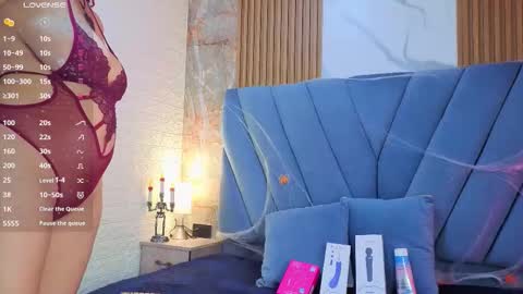 Snapshot of angel__red_ chatting on 10-17-25, 03:10 angel__red_ online show from 10-17-25, 03:10