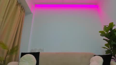 Snapshot of angel__vibe chatting on 05-04-26, 07:54 angel__vibe online show from 05-04-26, 07:54