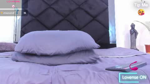 Snapshot of angel_adamx chatting on 07-20-26, 10:39 Angel online show from 07-20-26, 10:39