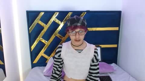 Angel  online show from 01-09-26, 12:52