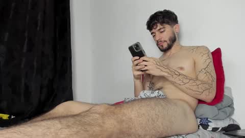 Snapshot of angel_damons_ chatting on 01-16-25, 06:37 Angel Damons online show from 01-16-25, 06:37