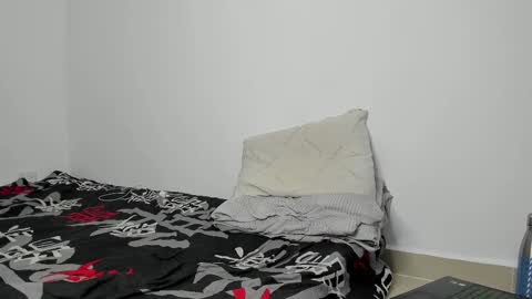 Snapshot of angel_damons_ chatting on 02-27-25, 06:53 Angel Damons online show from 02-27-25, 06:53