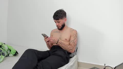 Snapshot of angel_damons_ chatting on 03-09-25, 04:44 Angel Damons online show from 03-09-25, 04:44