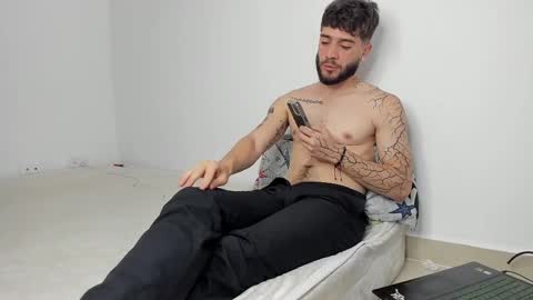 Snapshot of angel_damons_ chatting on 03-11-25, 02:07 Angel Damons online show from 03-11-25, 02:07