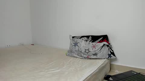 Snapshot of angel_damons_ chatting on 03-11-25, 05:24 Angel Damons online show from 03-11-25, 05:24