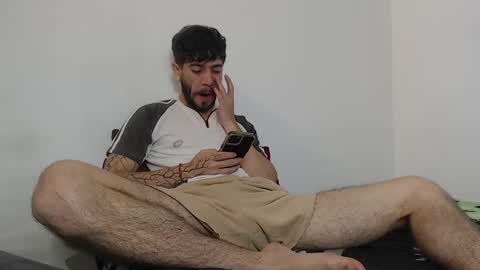 Snapshot of angel_damons_ chatting on 11-14-25, 04:38 Angel Damons online show from 11-14-25, 04:38