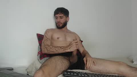 Snapshot of angel_damons_ chatting on 06-17-26, 02:18 Angel Damons online show from 06-17-26, 02:18