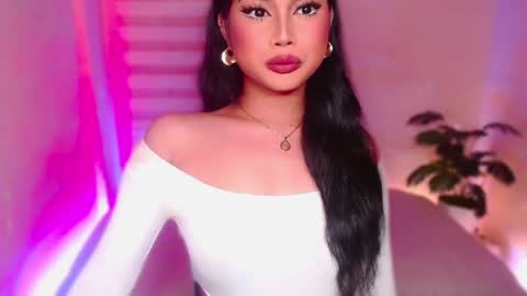 Snapshot of angel_eloaxx chatting on 06-20-26, 03:48 Angel online show from 06-20-26, 03:48