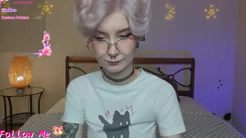 Snapshot of angel_julles chatting on 11-28-25, 01:08 Angel Dust online show from 11-28-25, 01:08