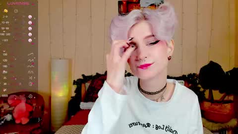 Snapshot of angel_julles chatting on 12-21-25, 01:46 Angel Dust online show from 12-21-25, 01:46