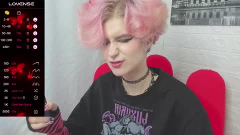 Snapshot of angel_julles chatting on 03-13-26, 09:38 Angel Dust online show from 03-13-26, 09:38