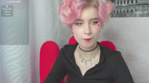 Snapshot of angel_julles chatting on 03-14-26, 09:15 Angel Dust online show from 03-14-26, 09:15