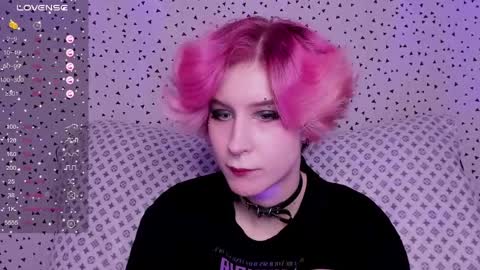 Snapshot of angel_julles chatting on 05-31-26, 06:09 Angel Dust online show from 05-31-26, 06:09