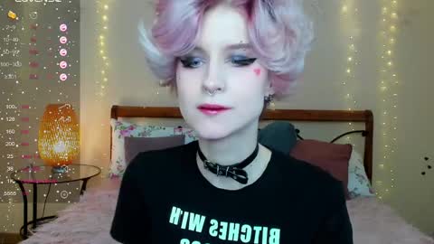 Snapshot of angel_julles chatting on 06-07-26, 10:19 Angel Dust online show from 06-07-26, 10:19