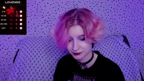 Angel Dust online show from 07-11-26, 10:22