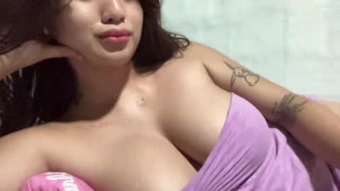 Snapshot of angel_kianna chatting on 03-02-25, 05:14 callmekianna online show from 03-02-25, 05:14