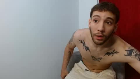 Snapshot of angel_kyrozz chatting on 10-07-25, 03:04 angel_kyrozz online show from 10-07-25, 03:04