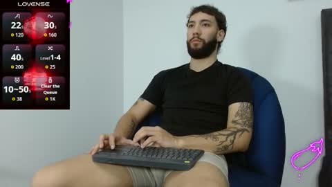 Snapshot of angel_kyrozz chatting on 11-23-25, 07:13 angel_kyrozz online show from 11-23-25, 07:13