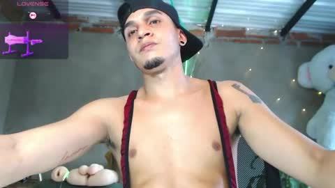 Snapshot of angel_latinboy chatting on 07-16-26, 08:26 Angel online show from 07-16-26, 08:26