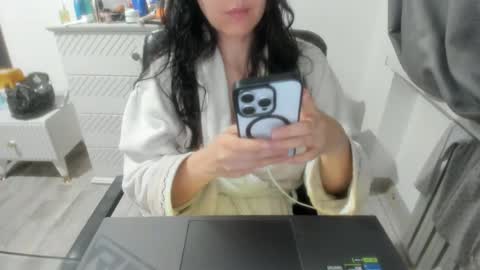 angel_lee__ online show from 01-07-25, 01:57