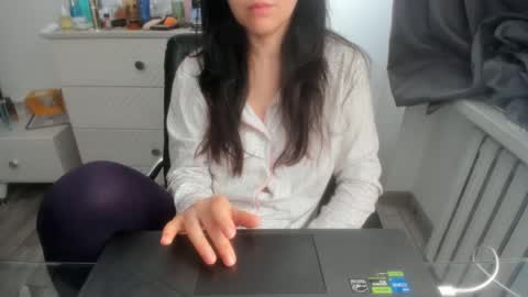 angel_lee__ online show from 01-11-25, 04:16