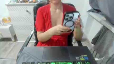 angel_lee__ online show from 01-11-25, 12:29