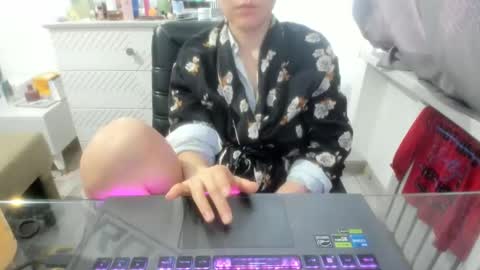 angel_lee__ online show from 01-16-25, 06:35
