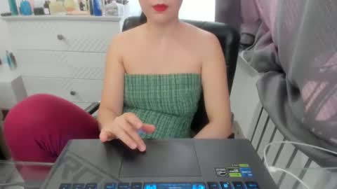 angel_lee__ online show from 02-28-25, 07:15