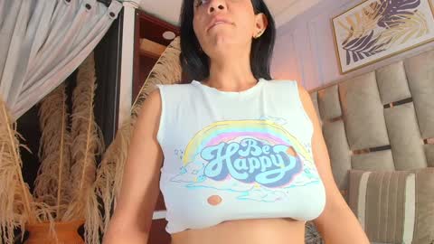 Nicolle  online show from 01-13-25, 10:14