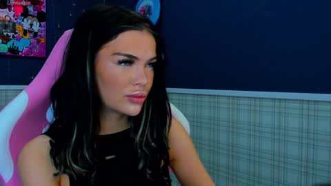 Snapshot of angel_sapphire_ chatting on 12-23-24, 08:22 Angel My schedule GTM2 Mon Tue Wen Thu Fri 0900am-0400pm online show from 12-23-24, 08:22