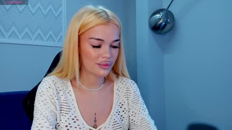 Snapshot of angel_sapphire_ chatting on 01-15-25, 09:02 Angel My schedule GTM2 Mon Tue Wen Thu Fri 0900am-0400pm online show from 01-15-25, 09:02