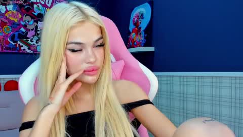 Snapshot of angel_sapphire_ chatting on 02-22-25, 05:46 Angel My schedule GTM2 Mon Tue Wen Thu Fri 0900am-0400pm online show from 02-22-25, 05:46