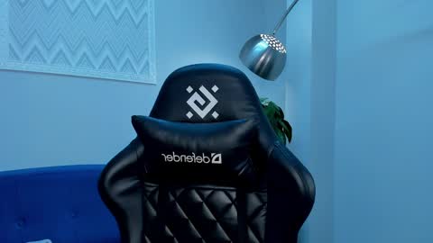 Snapshot of angel_sapphire_ chatting on 03-08-25, 01:14 Angel My schedule GTM2 Mon Tue Wen Thu Fri 0900am-0400pm online show from 03-08-25, 01:14