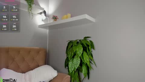 Snapshot of angel_sapphire_ chatting on 05-20-26, 09:26 Angel My schedule GTM2 Mon Tue Wen Thu Fri 0900am-0400pm online show from 05-20-26, 09:26