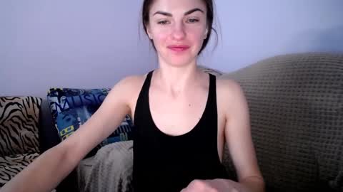 Snapshot of angel_zoe77 chatting on 01-25-25, 12:05 Zoe online show from 01-25-25, 12:05