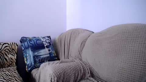 Snapshot of angel_zoe77 chatting on 02-15-25, 12:11 Zoe online show from 02-15-25, 12:11