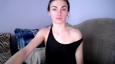 Snapshot of angel_zoe77 chatting on 03-03-25, 12:05 Zoe online show from 03-03-25, 12:05