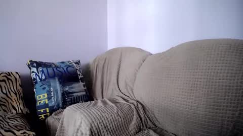 Snapshot of angel_zoe77 chatting on 09-09-25, 08:25 Zoe online show from 09-09-25, 08:25