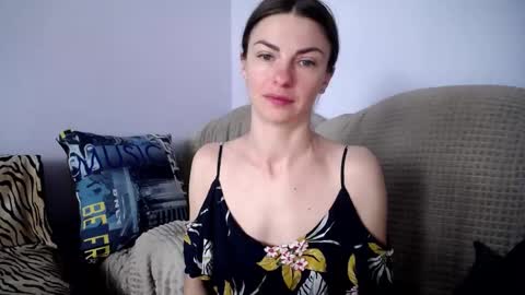 Snapshot of angel_zoe77 chatting on 09-12-25, 08:03 Zoe online show from 09-12-25, 08:03