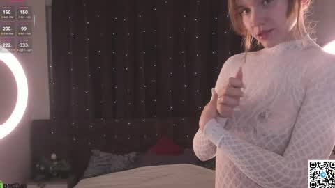 Angela online show from 04-11-26, 12:37