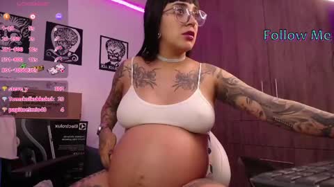 Angela online show from 05-15-26, 11:34
