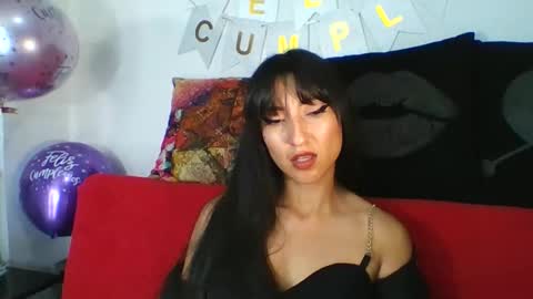 Snapshot of angela_mis chatting on 02-17-26, 11:22 Angela online show from 02-17-26, 11:22